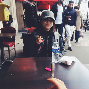 纸壳厂偷拍视频在线观看
